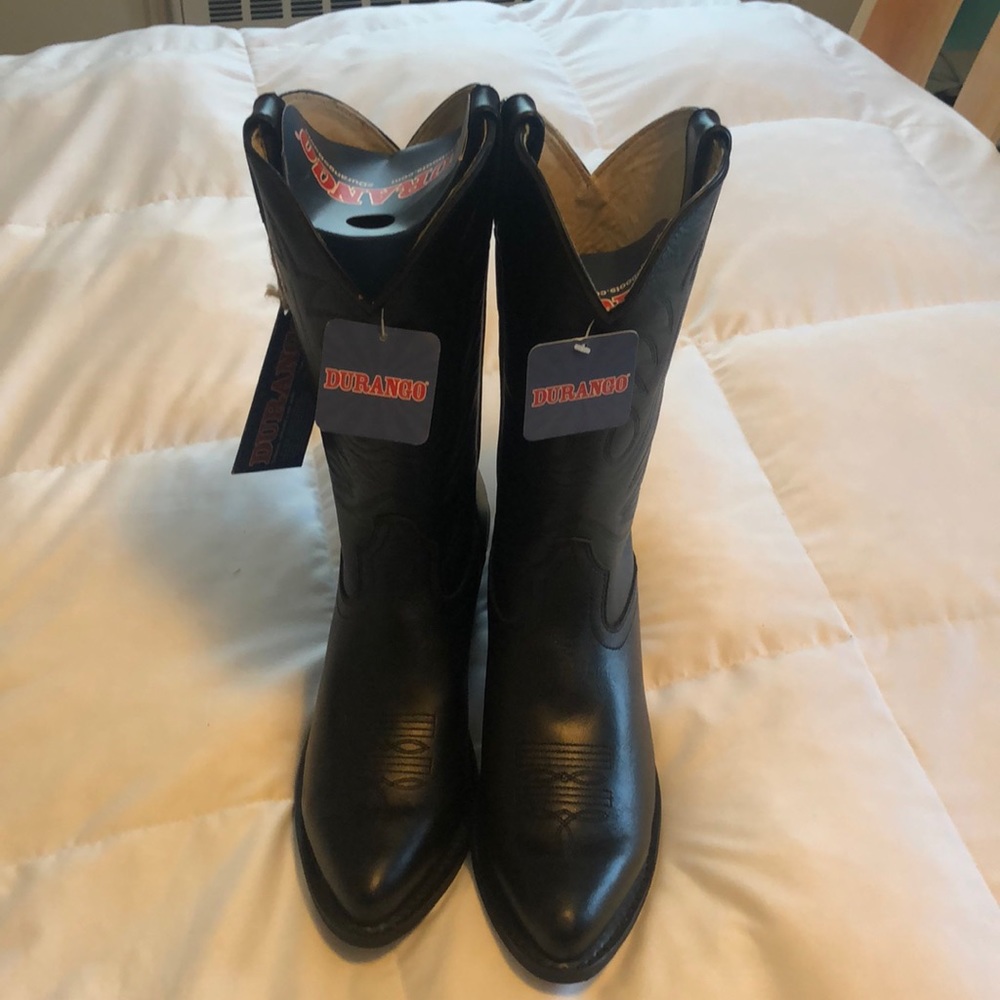 Black Cowgirl boots